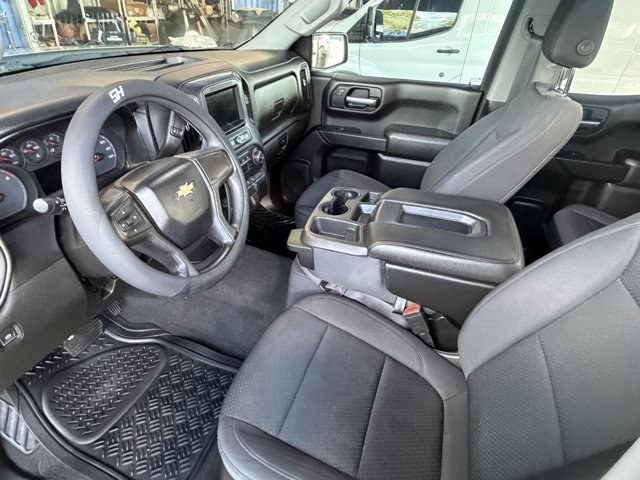 2019 Silver Ice Metallic /Jet Black Chevrolet Silverado 1500 (1GCRWBEF9KZ) with an 8 5.3L engine, Automatic transmission, located at 27610 S Dixie Hwy, Homestead, FL, 33032, (305) 749-2348, 25.510241, -80.438301 - Ward's 10 Best Engines. Scores 21 Highway MPG and 15 City MPG! This Chevrolet Silverado 1500 delivers a Gas V8 5.3L/325 engine powering this Automatic transmission. WHEELS, 20 X 9 (50.8 CM X 22.9 CM) SILVER PAINTED ALUMINUM (STD), TRANSMISSION, 6-SPEED AUTOMATIC, ELECTRONICALLY CONTROLLED (STD), TRA - Photo#11