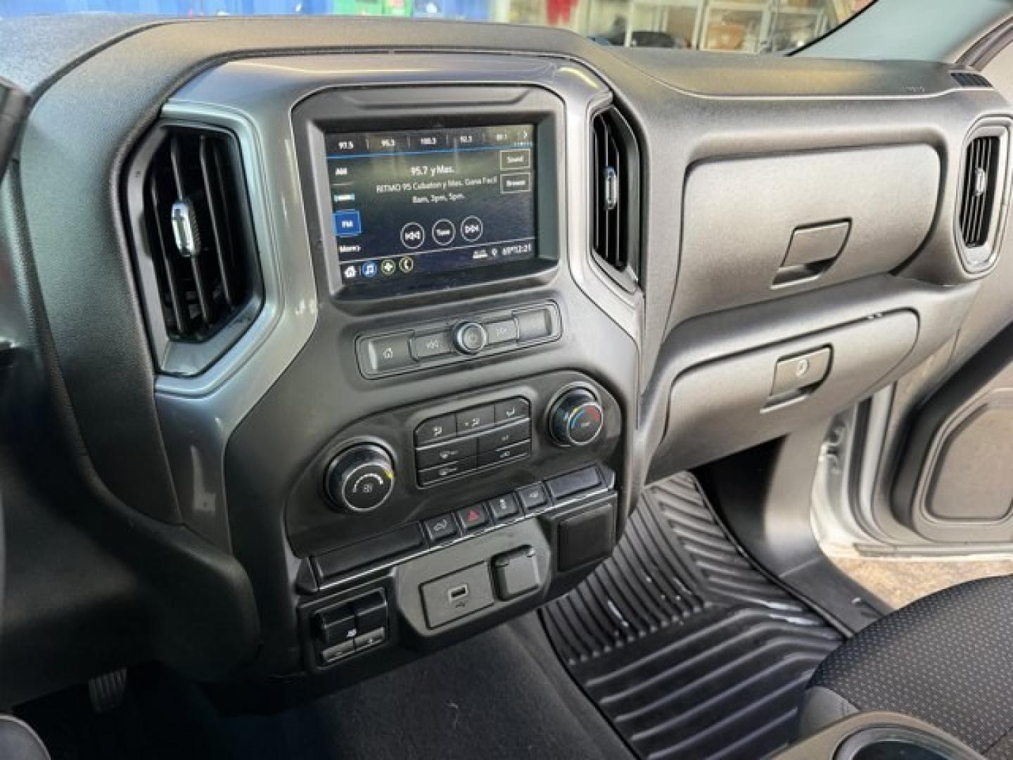 2019 Silver Ice Metallic /Jet Black Chevrolet Silverado 1500 (1GCRWBEF9KZ) with an 8 5.3L engine, Automatic transmission, located at 27610 S Dixie Hwy, Homestead, FL, 33032, (305) 749-2348, 25.510241, -80.438301 - Ward's 10 Best Engines. Scores 21 Highway MPG and 15 City MPG! This Chevrolet Silverado 1500 delivers a Gas V8 5.3L/325 engine powering this Automatic transmission. WHEELS, 20 X 9 (50.8 CM X 22.9 CM) SILVER PAINTED ALUMINUM (STD), TRANSMISSION, 6-SPEED AUTOMATIC, ELECTRONICALLY CONTROLLED (STD), TRA - Photo#9
