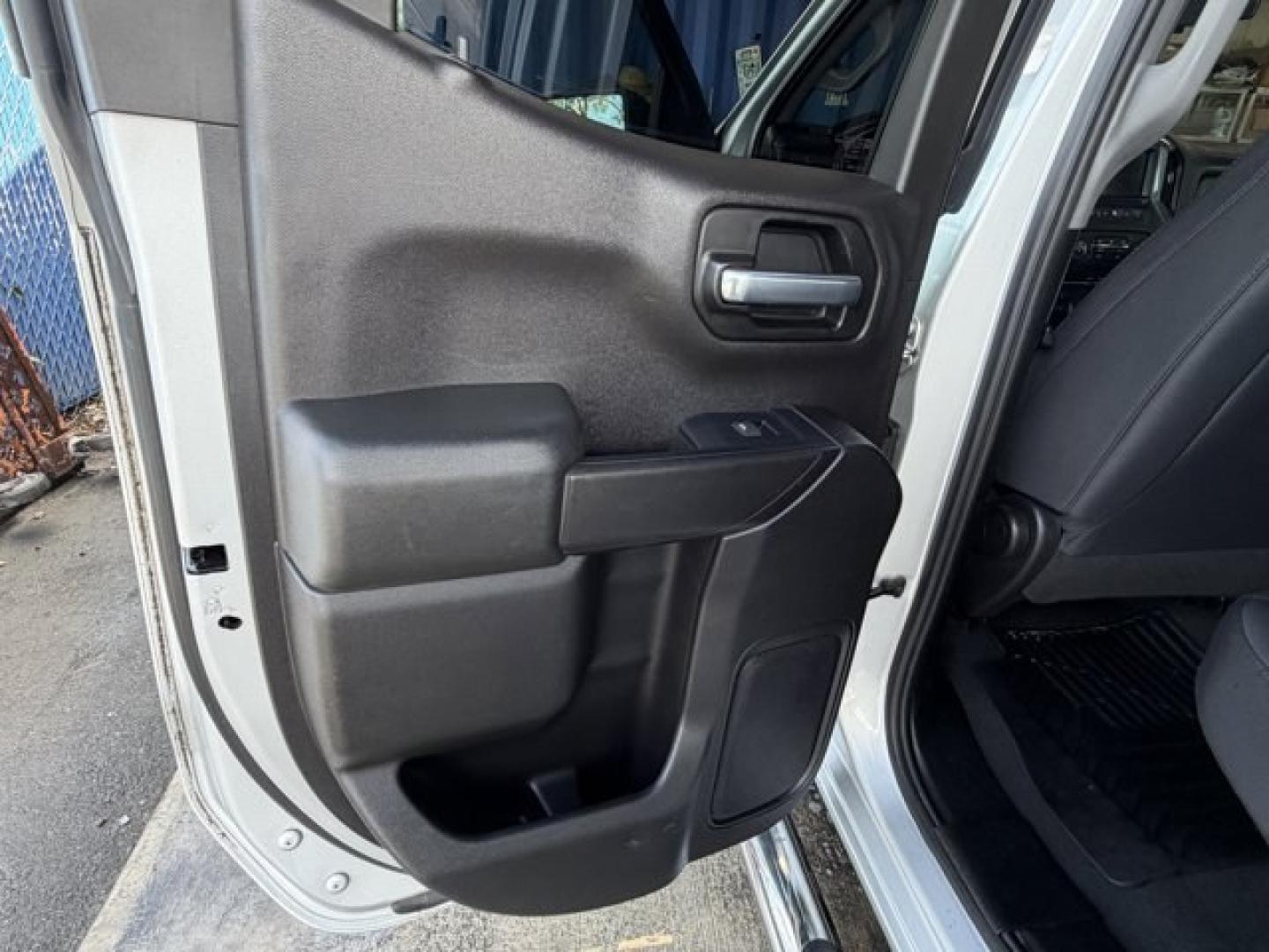 2019 Silver Ice Metallic /Jet Black Chevrolet Silverado 1500 (1GCRWBEF9KZ) with an 8 5.3L engine, Automatic transmission, located at 27610 S Dixie Hwy, Homestead, FL, 33032, (305) 749-2348, 25.510241, -80.438301 - Ward's 10 Best Engines. Scores 21 Highway MPG and 15 City MPG! This Chevrolet Silverado 1500 delivers a Gas V8 5.3L/325 engine powering this Automatic transmission. WHEELS, 20 X 9 (50.8 CM X 22.9 CM) SILVER PAINTED ALUMINUM (STD), TRANSMISSION, 6-SPEED AUTOMATIC, ELECTRONICALLY CONTROLLED (STD), TRA - Photo#12