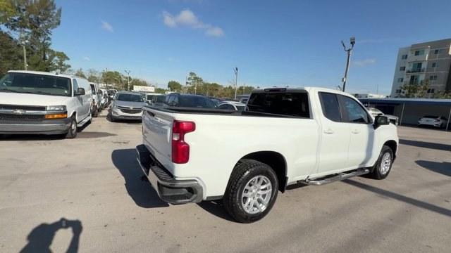 2020 Summit White /Jet Black Chevrolet Silverado 1500 (1GCRYDED8LZ) with an 8 5.3L engine, Automatic transmission, located at 27610 S Dixie Hwy, Homestead, FL, 33032, (305) 749-2348, 25.510241, -80.438301 - Boasts 22 Highway MPG and 16 City MPG! This Chevrolet Silverado 1500 boasts a Gas V8 5.3L/325 engine powering this Automatic transmission. Z71 OFF-ROAD PACKAGE includes (Z71) Off-Road suspension, (JHD) Hill Descent Control, (NZZ) skid plates and (K47) high-capacity air filter Includes Z71 hard badge - Photo#4