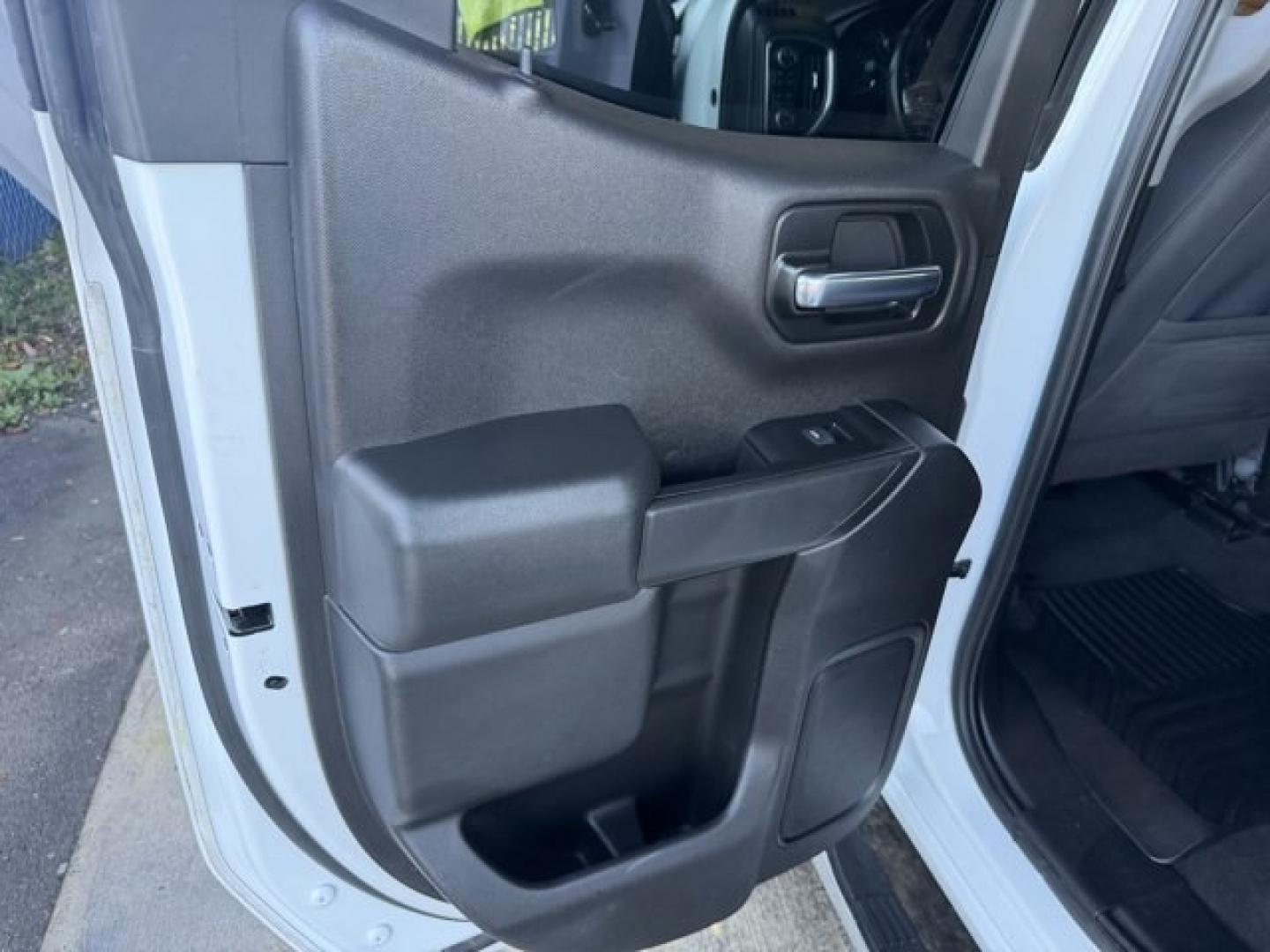 2020 Summit White /Jet Black Chevrolet Silverado 1500 (1GCRYDED8LZ) with an 8 5.3L engine, Automatic transmission, located at 27610 S Dixie Hwy, Homestead, FL, 33032, (305) 749-2348, 25.510241, -80.438301 - Boasts 22 Highway MPG and 16 City MPG! This Chevrolet Silverado 1500 boasts a Gas V8 5.3L/325 engine powering this Automatic transmission. Z71 OFF-ROAD PACKAGE includes (Z71) Off-Road suspension, (JHD) Hill Descent Control, (NZZ) skid plates and (K47) high-capacity air filter Includes Z71 hard badge - Photo#12