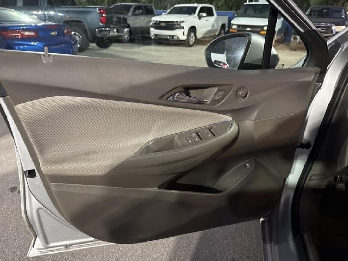 2018 Silver Ice Metallic /Dark Atmosphere/Medium Atmosphere Chevrolet Cruze (1G1BC5SM7J7) with an 4 1.4L engine, Automatic transmission, located at 27610 S Dixie Hwy, Homestead, FL, 33032, (305) 749-2348, 25.510241, -80.438301 - KBB.com 10 Most Awarded Brands. Only 74,466 Miles! Scores 40 Highway MPG and 29 City MPG! This Chevrolet Cruze boasts a Turbocharged Gas I4 1.4L/ engine powering this Automatic transmission. TRANSMISSION, 6-SPEED AUTOMATIC (STD), SILVER ICE METALLIC, SEATS, FRONT BUCKET WITH RECLINING SEATBACKS AND - Photo#13