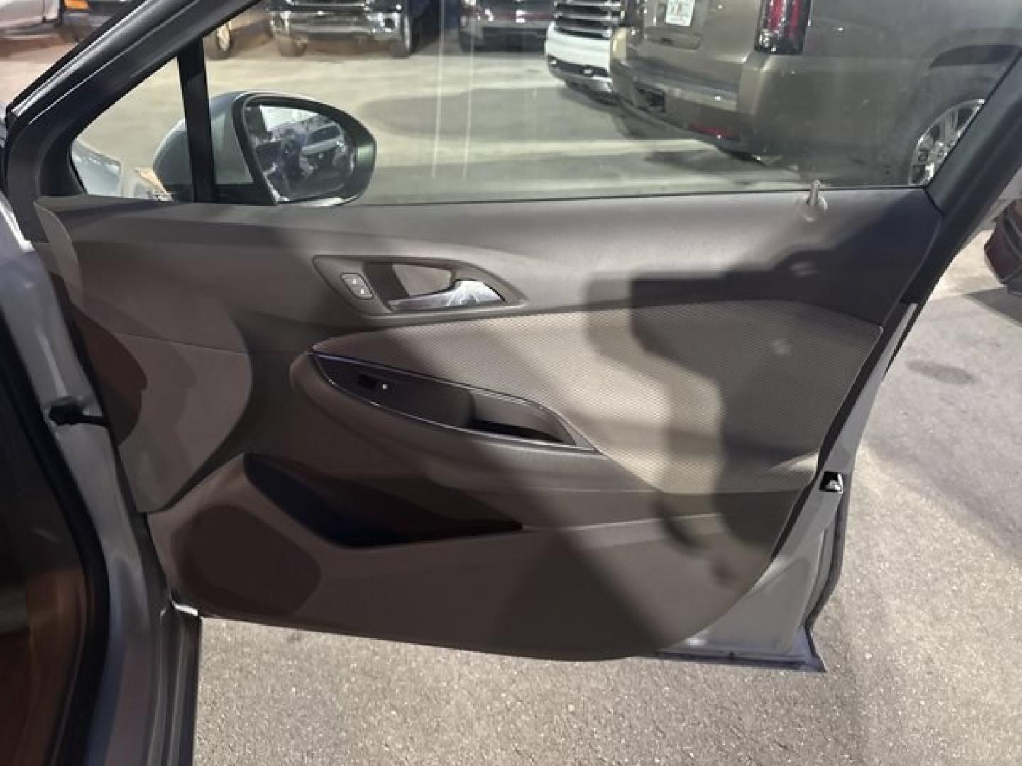 2018 Silver Ice Metallic /Dark Atmosphere/Medium Atmosphere Chevrolet Cruze (1G1BC5SM7J7) with an 4 1.4L engine, Automatic transmission, located at 27610 S Dixie Hwy, Homestead, FL, 33032, (305) 749-2348, 25.510241, -80.438301 - KBB.com 10 Most Awarded Brands. Only 74,466 Miles! Scores 40 Highway MPG and 29 City MPG! This Chevrolet Cruze boasts a Turbocharged Gas I4 1.4L/ engine powering this Automatic transmission. TRANSMISSION, 6-SPEED AUTOMATIC (STD), SILVER ICE METALLIC, SEATS, FRONT BUCKET WITH RECLINING SEATBACKS AND - Photo#16