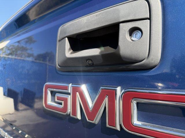 2018 Stone Blue Metallic /Dark Ash seats with Jet Black interior accents GMC Sierra 1500 (3GTU2NEC1JG) with an 8 5.3L engine, Automatic transmission, located at 27610 S Dixie Hwy, Homestead, FL, 33032, (305) 749-2348, 25.510241, -80.438301 - Delivers 20 Highway MPG and 15 City MPG! This GMC Sierra 1500 delivers a Gas V8 5.3L/325 engine powering this Automatic transmission. WIRELESS CHARGING, WINDOW, POWER, REAR SLIDING WITH REAR DEFOGGER, WHEELS, 20 X 9 (50.8 CM X 22.9 CM) POLISHED ALUMINUM.* This GMC Sierra 1500 Features the Following - Photo#16