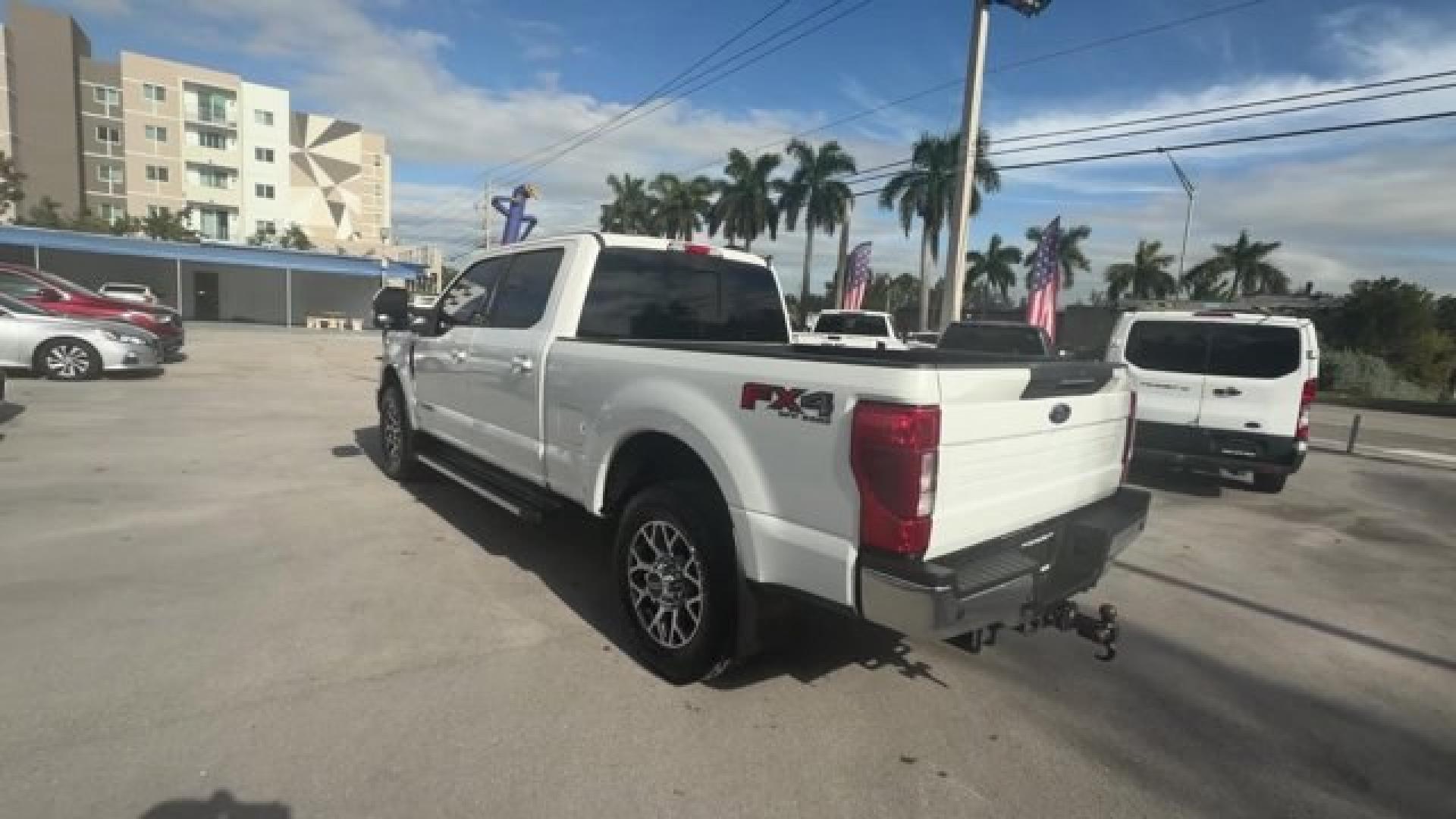 2021 White Ford Super Duty F-350 SRW (1FT8W3BT1ME) with an 8 6.7 L engine, Automatic transmission, located at 27610 S Dixie Hwy, Homestead, FL, 33032, (305) 749-2348, 25.510241, -80.438301 - This Ford Super Duty F-350 SRW boasts a Intercooled Turbo Diesel V-8 6.7 L/406 engine powering this Automatic transmission. Urethane Gear Shifter Material, Trip Computer, Transmission w/Driver Selectable Mode and Oil Cooler.* This Ford Super Duty F-350 SRW Features the Following Options *Trailer Wir - Photo#1