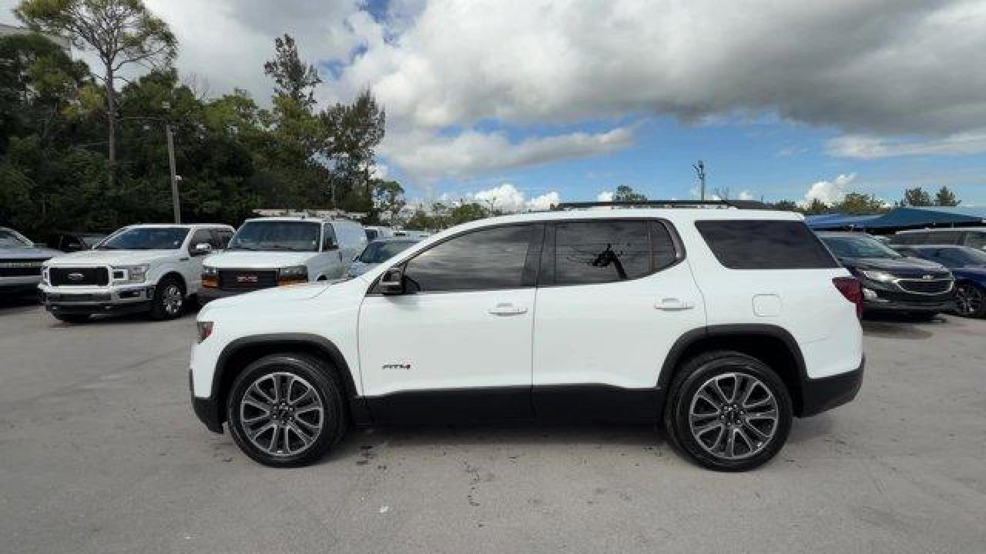2020 Summit White /Kalahari/Jet Black GMC Acadia (1GKKNLLS9LZ) with an 6 3.6L engine, Automatic transmission, located at 27610 S Dixie Hwy, Homestead, FL, 33032, (305) 749-2348, 25.510241, -80.438301 - Delivers 25 Highway MPG and 18 City MPG! This GMC Acadia boasts a Gas V6 3.6L/222 engine powering this Automatic transmission. TIRES, P235/55R20 ALL-SEASON, H-RATED, BLACKWALL, SUNROOF, DUAL SKYSCAPE 2-PANEL POWER with tilt-sliding front and fixed rear with sunscreen, SUMMIT WHITE.* This GMC Acadia - Photo#1
