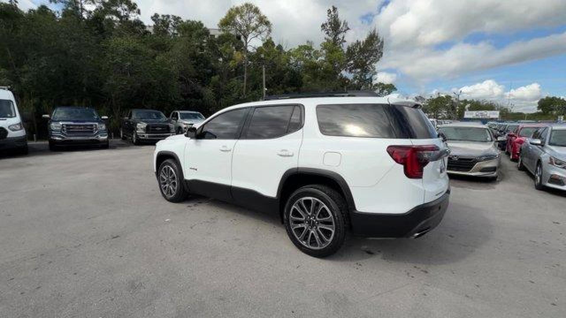 2020 Summit White /Kalahari/Jet Black GMC Acadia (1GKKNLLS9LZ) with an 6 3.6L engine, Automatic transmission, located at 27610 S Dixie Hwy, Homestead, FL, 33032, (305) 749-2348, 25.510241, -80.438301 - Delivers 25 Highway MPG and 18 City MPG! This GMC Acadia boasts a Gas V6 3.6L/222 engine powering this Automatic transmission. TIRES, P235/55R20 ALL-SEASON, H-RATED, BLACKWALL, SUNROOF, DUAL SKYSCAPE 2-PANEL POWER with tilt-sliding front and fixed rear with sunscreen, SUMMIT WHITE.* This GMC Acadia - Photo#2