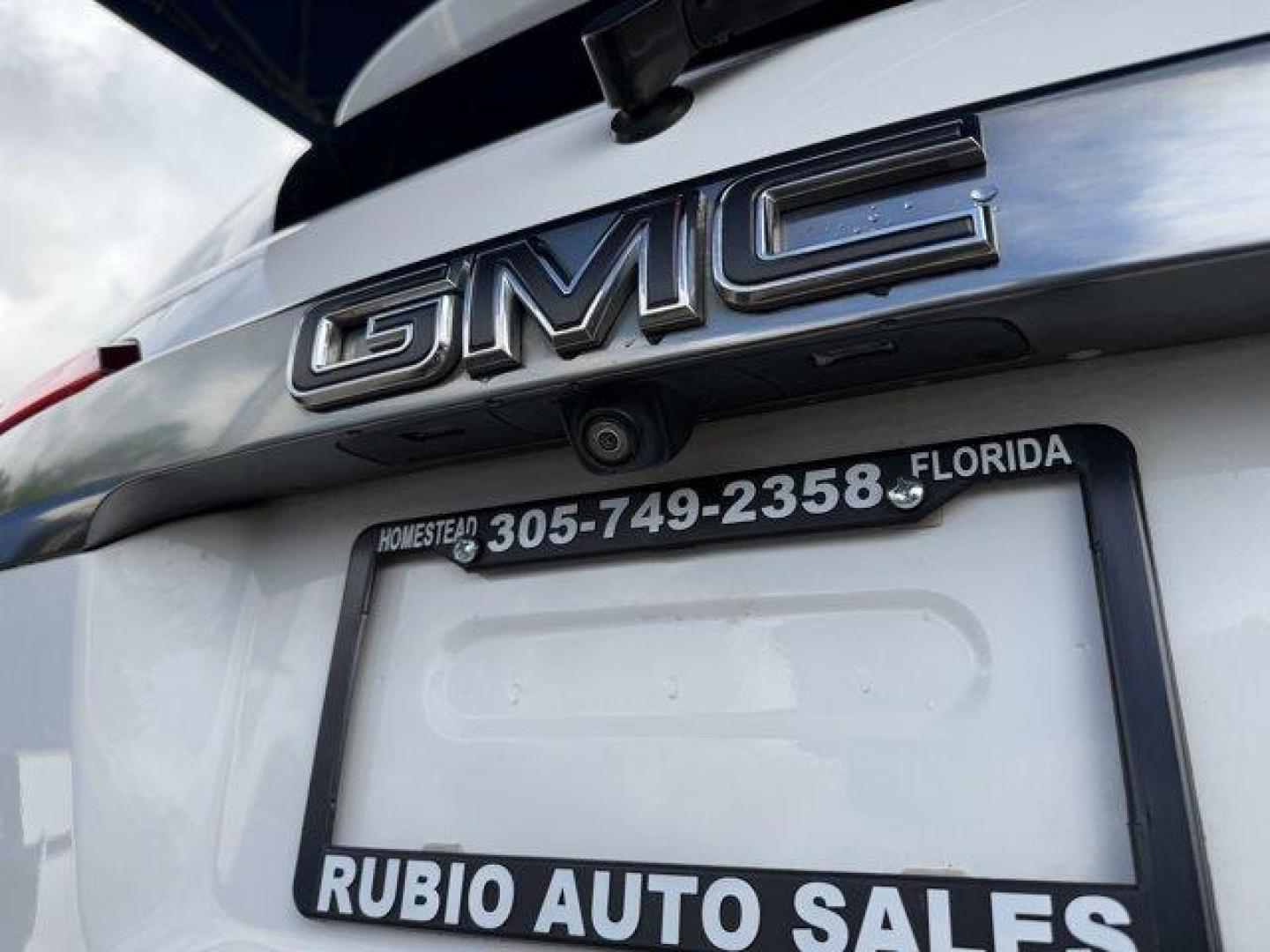 2020 Summit White /Kalahari/Jet Black GMC Acadia (1GKKNLLS9LZ) with an 6 3.6L engine, Automatic transmission, located at 27610 S Dixie Hwy, Homestead, FL, 33032, (305) 749-2348, 25.510241, -80.438301 - Delivers 25 Highway MPG and 18 City MPG! This GMC Acadia boasts a Gas V6 3.6L/222 engine powering this Automatic transmission. TIRES, P235/55R20 ALL-SEASON, H-RATED, BLACKWALL, SUNROOF, DUAL SKYSCAPE 2-PANEL POWER with tilt-sliding front and fixed rear with sunscreen, SUMMIT WHITE.* This GMC Acadia - Photo#18