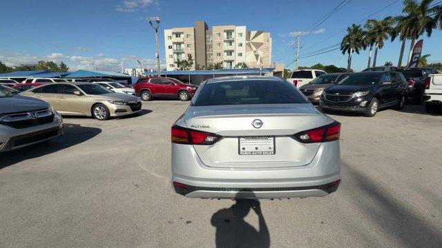 2020 Brilliant Silver Metallic /Charcoal Nissan Altima (1N4BL4BV8LC) with an 4 2.5 L engine, Variable transmission, located at 27610 S Dixie Hwy, Homestead, FL, 33032, (305) 749-2348, 25.510241, -80.438301 - Scores 39 Highway MPG and 28 City MPG! This Nissan Altima boasts a Regular Unleaded I-4 2.5 L/152 engine powering this Variable transmission. CHARCOAL, CLOTH SEAT TRIM, BRILLIANT SILVER METALLIC, [L92] FLOOR MATS and TRUNK MAT.*This Nissan Altima Comes Equipped with These Options *[B10] BODY-COLOR - Photo#3