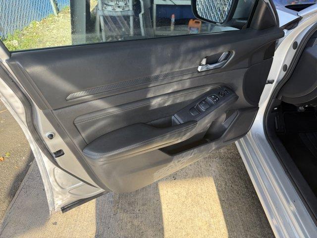 2020 Brilliant Silver Metallic /Charcoal Nissan Altima (1N4BL4BV8LC) with an 4 2.5 L engine, Variable transmission, located at 27610 S Dixie Hwy, Homestead, FL, 33032, (305) 749-2348, 25.510241, -80.438301 - Scores 39 Highway MPG and 28 City MPG! This Nissan Altima boasts a Regular Unleaded I-4 2.5 L/152 engine powering this Variable transmission. CHARCOAL, CLOTH SEAT TRIM, BRILLIANT SILVER METALLIC, [L92] FLOOR MATS and TRUNK MAT.*This Nissan Altima Comes Equipped with These Options *[B10] BODY-COLOR - Photo#14