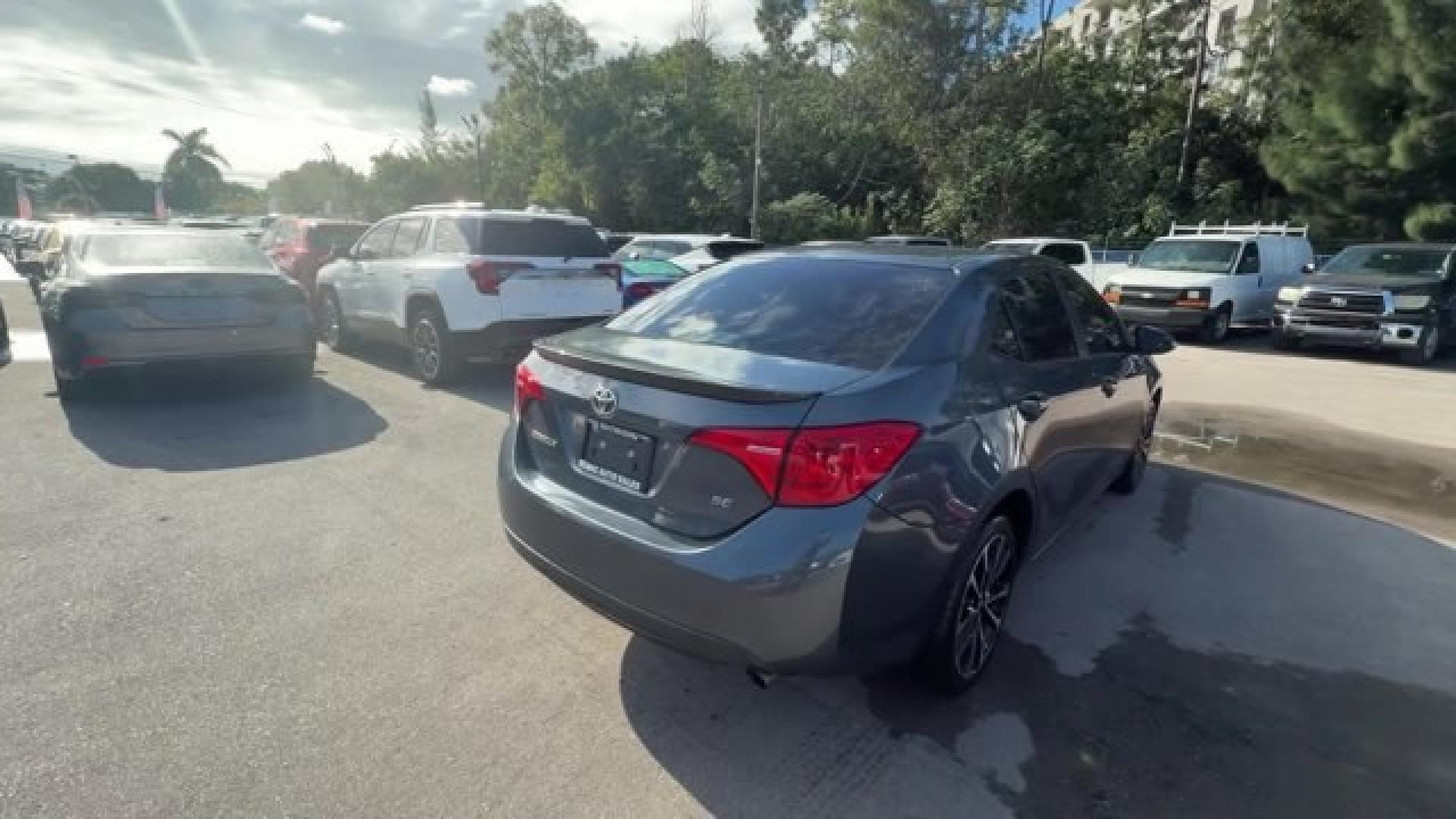 2018 Gray Toyota Corolla (5YFBURHEXJP) with an 4 1.8 L engine, Variable transmission, located at 27610 S Dixie Hwy, Homestead, FL, 33032, (305) 749-2348, 25.510241, -80.438301 - KBB.com 10 Most Awarded Brands. This Toyota Corolla boasts a Regular Unleaded I-4 1.8 L/110 engine powering this Variable transmission. Wireless Phone Connectivity, Urethane Gear Shifter Material, Trunk Rear Cargo Access.*This Toyota Corolla Comes Equipped with These Options *Trip Computer, Transmis - Photo#3