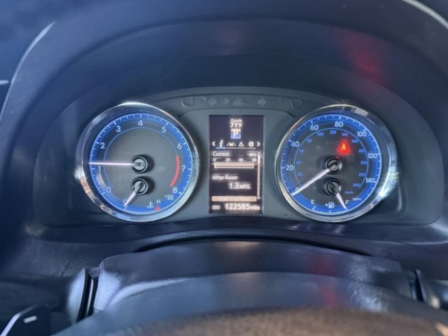 2018 Gray Toyota Corolla (5YFBURHEXJP) with an 4 1.8 L engine, Variable transmission, located at 27610 S Dixie Hwy, Homestead, FL, 33032, (305) 749-2348, 25.510241, -80.438301 - KBB.com 10 Most Awarded Brands. This Toyota Corolla boasts a Regular Unleaded I-4 1.8 L/110 engine powering this Variable transmission. Wireless Phone Connectivity, Urethane Gear Shifter Material, Trunk Rear Cargo Access.*This Toyota Corolla Comes Equipped with These Options *Trip Computer, Transmis - Photo#6