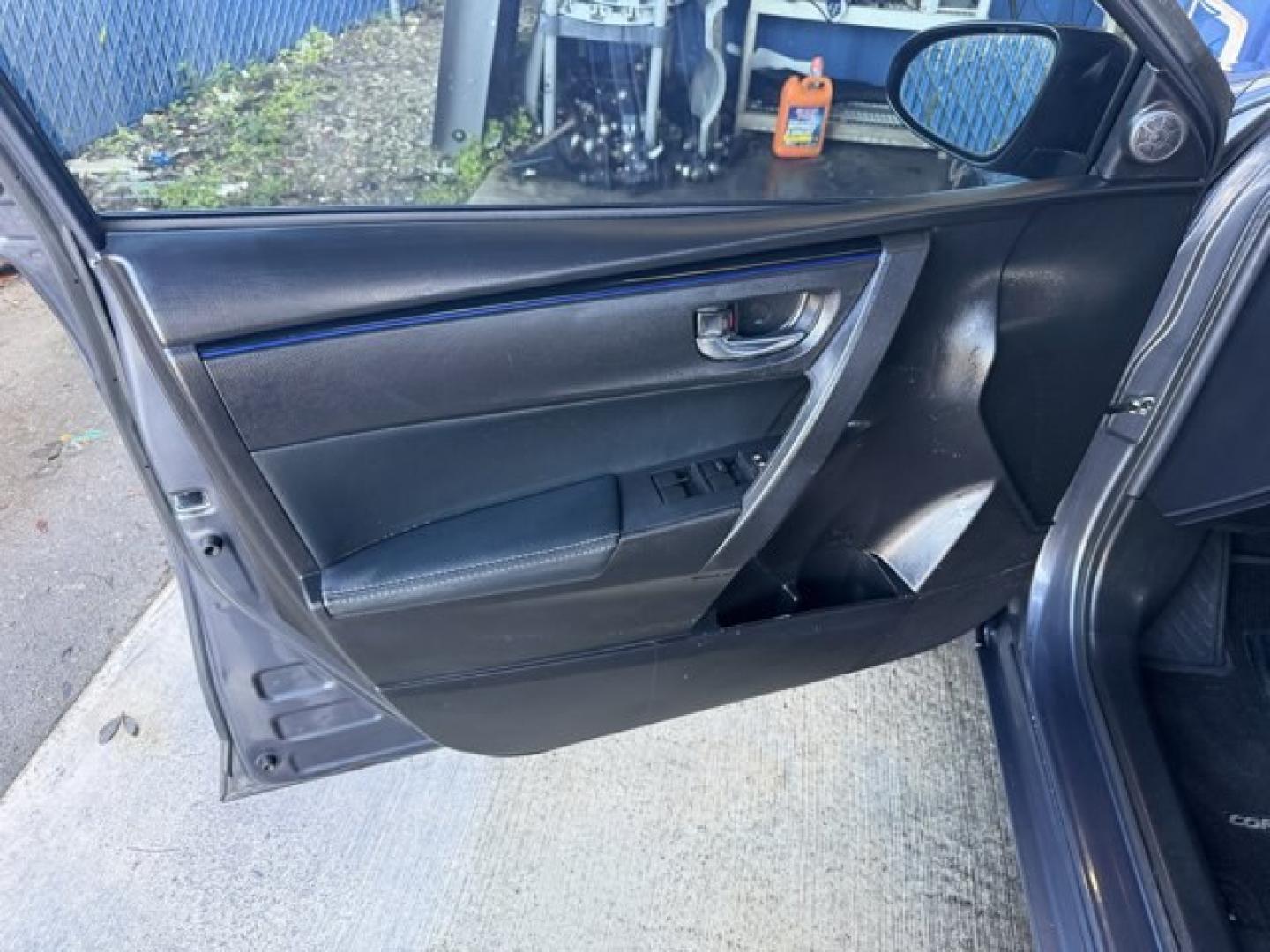 2018 Gray Toyota Corolla (5YFBURHEXJP) with an 4 1.8 L engine, Variable transmission, located at 27610 S Dixie Hwy, Homestead, FL, 33032, (305) 749-2348, 25.510241, -80.438301 - KBB.com 10 Most Awarded Brands. This Toyota Corolla boasts a Regular Unleaded I-4 1.8 L/110 engine powering this Variable transmission. Wireless Phone Connectivity, Urethane Gear Shifter Material, Trunk Rear Cargo Access.*This Toyota Corolla Comes Equipped with These Options *Trip Computer, Transmis - Photo#8