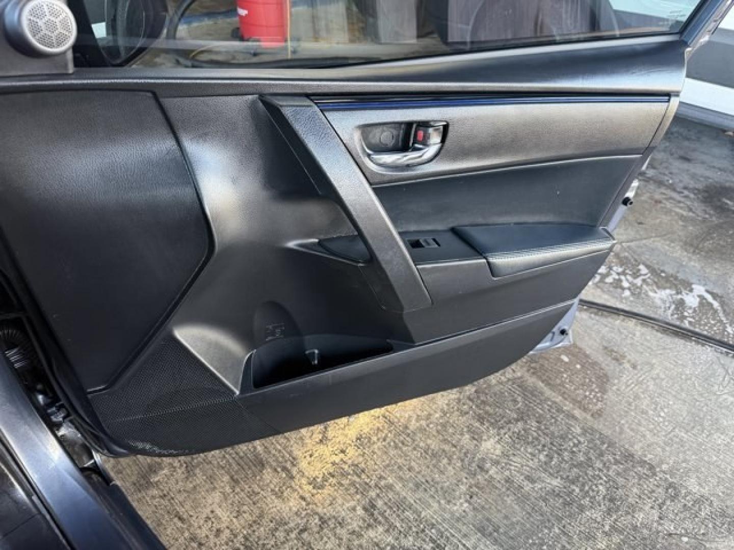 2018 Gray Toyota Corolla (5YFBURHEXJP) with an 4 1.8 L engine, Variable transmission, located at 27610 S Dixie Hwy, Homestead, FL, 33032, (305) 749-2348, 25.510241, -80.438301 - KBB.com 10 Most Awarded Brands. This Toyota Corolla boasts a Regular Unleaded I-4 1.8 L/110 engine powering this Variable transmission. Wireless Phone Connectivity, Urethane Gear Shifter Material, Trunk Rear Cargo Access.*This Toyota Corolla Comes Equipped with These Options *Trip Computer, Transmis - Photo#11