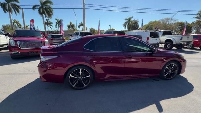 2018 Red Toyota Camry (4T1B61HK4JU) with an 4 2.5 L engine, Automatic transmission, located at 27610 S Dixie Hwy, Homestead, FL, 33032, (305) 749-2348, 25.510241, -80.438301 - KBB.com 10 Best Sedans Under $25,000. Delivers 39 Highway MPG and 28 City MPG! This Toyota Camry delivers a Regular Unleaded I-4 2.5 L/152 engine powering this Automatic transmission. Wireless Phone Connectivity, Window Grid Antenna, Variable Intermittent Wipers.*This Toyota Camry Comes Equipped wit - Photo#5