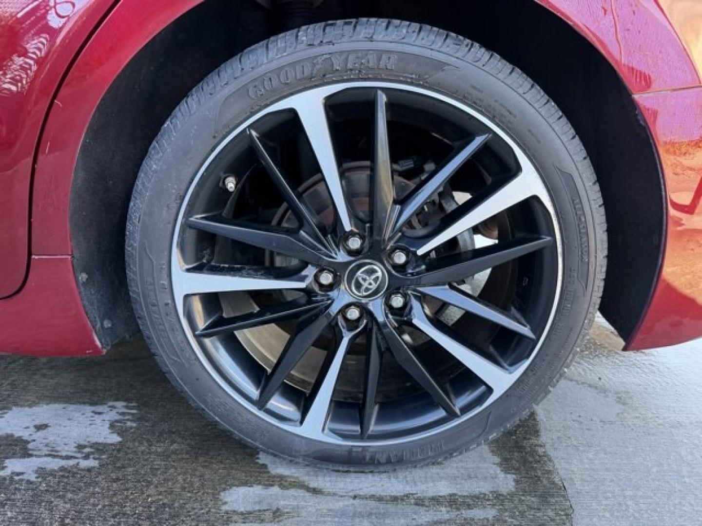 2018 Red Toyota Camry (4T1B61HK4JU) with an 4 2.5 L engine, Automatic transmission, located at 27610 S Dixie Hwy, Homestead, FL, 33032, (305) 749-2348, 25.510241, -80.438301 - KBB.com 10 Best Sedans Under $25,000. Delivers 39 Highway MPG and 28 City MPG! This Toyota Camry delivers a Regular Unleaded I-4 2.5 L/152 engine powering this Automatic transmission. Wireless Phone Connectivity, Window Grid Antenna, Variable Intermittent Wipers.*This Toyota Camry Comes Equipped wit - Photo#16