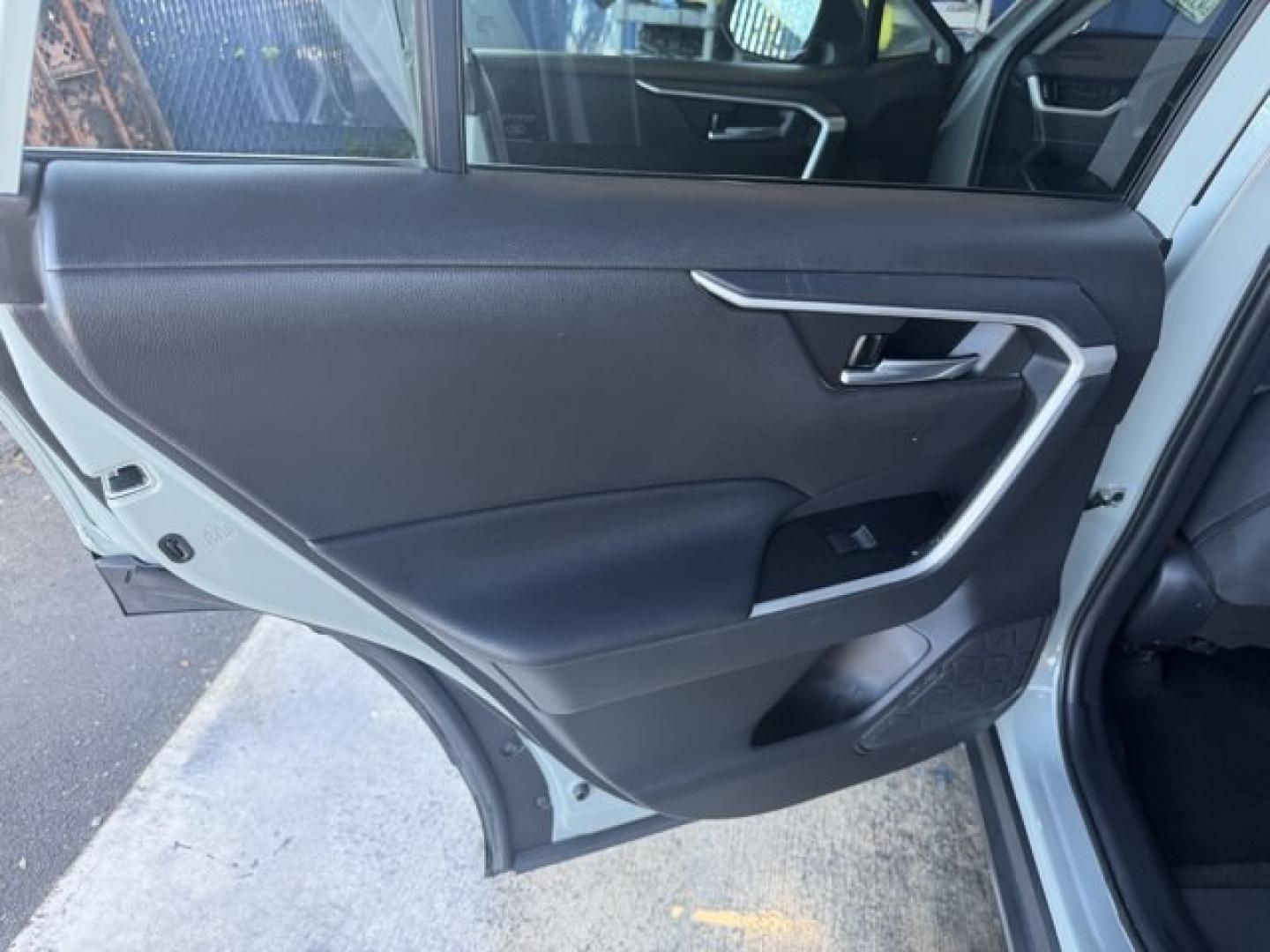 2021 Green Toyota RAV4 (2T3W1RFV4MW) with an 4 2.5 L engine, Automatic transmission, located at 27610 S Dixie Hwy, Homestead, FL, 33032, (305) 749-2348, 25.510241, -80.438301 - Only 29,166 Miles! Boasts 35 Highway MPG and 28 City MPG! This Toyota RAV4 boasts a Regular Unleaded I-4 2.5 L/152 engine powering this Automatic transmission. Wireless Phone Connectivity, Variable Intermittent Wipers, Trip Computer.*This Toyota RAV4 Comes Equipped with These Options *Transmission: - Photo#12