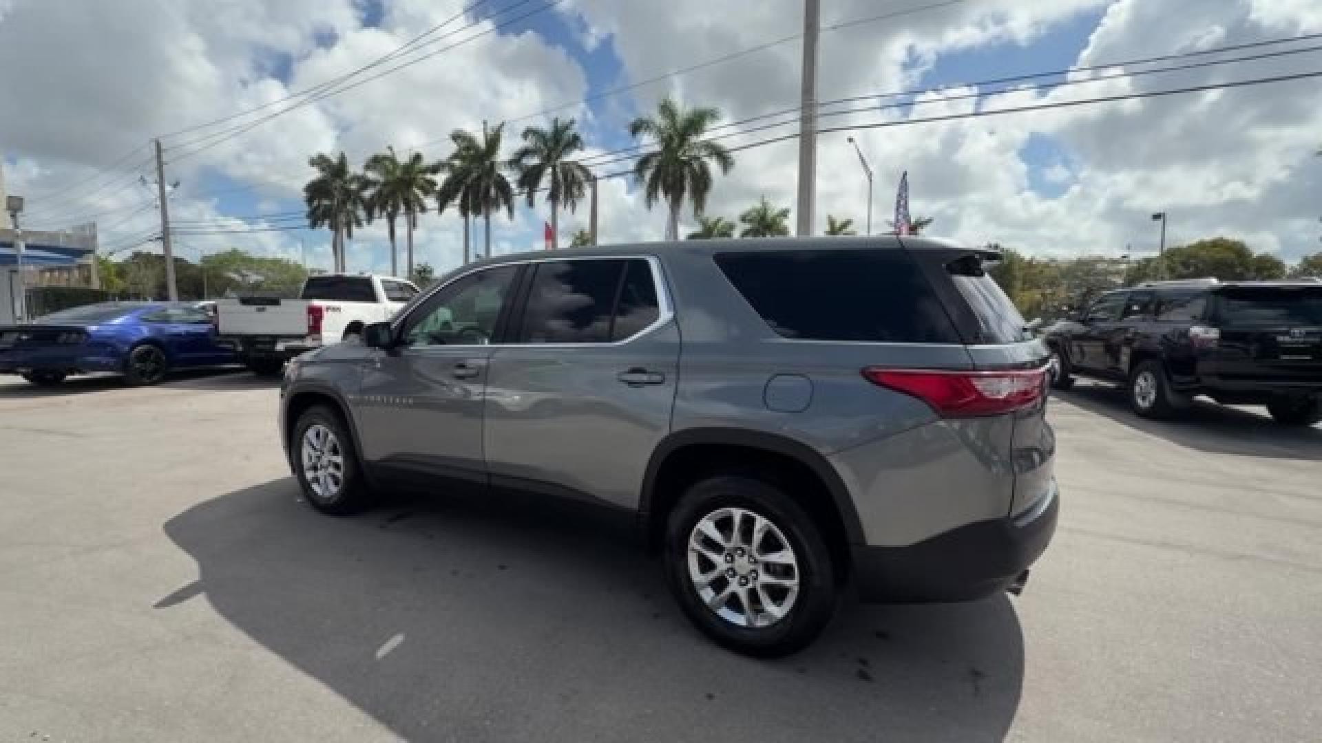 2018 Satin Steel Metallic /Jet Black Chevrolet Traverse (1GNERFKW4JJ) with an 6 3.6L engine, Automatic transmission, located at 27610 S Dixie Hwy, Homestead, FL, 33032, (305) 749-2348, 25.510241, -80.438301 - KBB.com Best Family Cars. Only 95,866 Miles! Boasts 27 Highway MPG and 18 City MPG! This Chevrolet Traverse boasts a Gas V6 3.6L/ engine powering this Automatic transmission. WHEELS, 18 (45.7 CM) BRIGHT SILVER PAINTED ALUMINUM, TRANSMISSION, 9-SPEED AUTOMATIC (STD), TIRES, P255/65R18 ALL-SEASON BLAC - Photo#2