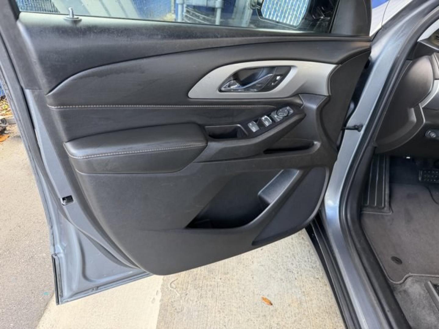 2018 Satin Steel Metallic /Jet Black Chevrolet Traverse (1GNERFKW4JJ) with an 6 3.6L engine, Automatic transmission, located at 27610 S Dixie Hwy, Homestead, FL, 33032, (305) 749-2348, 25.510241, -80.438301 - KBB.com Best Family Cars. Only 95,866 Miles! Boasts 27 Highway MPG and 18 City MPG! This Chevrolet Traverse boasts a Gas V6 3.6L/ engine powering this Automatic transmission. WHEELS, 18 (45.7 CM) BRIGHT SILVER PAINTED ALUMINUM, TRANSMISSION, 9-SPEED AUTOMATIC (STD), TIRES, P255/65R18 ALL-SEASON BLAC - Photo#11