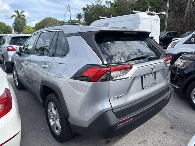 2020 Silver Toyota RAV4 (2T3W1RFV8LW) with an 4 2.5 L engine, Automatic transmission, located at 27610 S Dixie Hwy, Homestead, FL, 33032, (305) 749-2348, 25.510241, -80.438301 - Scores 35 Highway MPG and 28 City MPG! This Toyota RAV4 boasts a Regular Unleaded I-4 2.5 L/152 engine powering this Automatic transmission. Wireless Phone Connectivity, Variable Intermittent Wipers, Urethane Gear Shifter Material.*This Toyota RAV4 Comes Equipped with These Options *Trip Computer, T - Photo#1