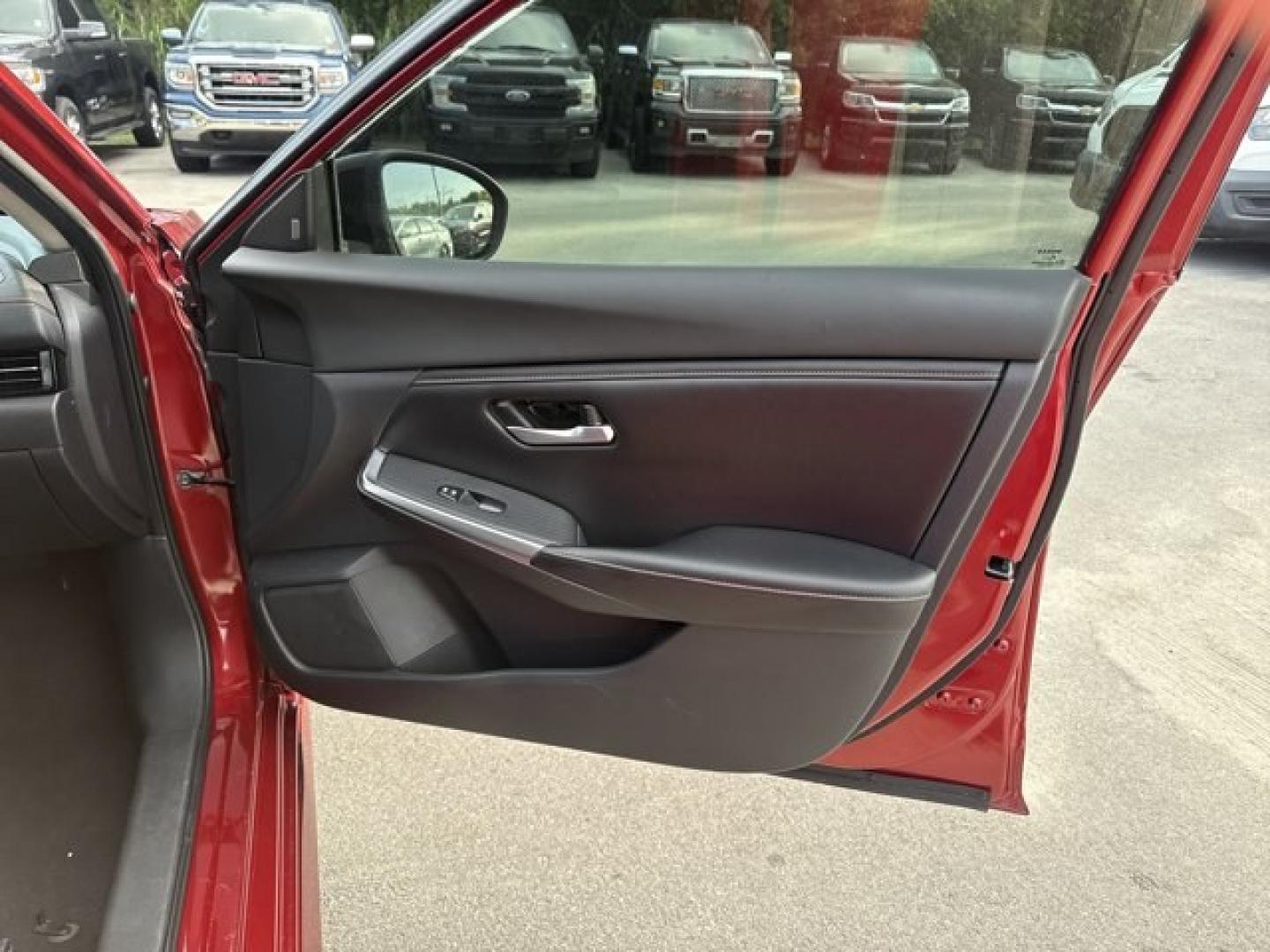 2021 Scarlet Ember Tintcoat /Sport Nissan Sentra (3N1AB8DV6MY) with an 4 2.0 L engine, Variable transmission, located at 27610 S Dixie Hwy, Homestead, FL, 33032, (305) 749-2348, 25.510241, -80.438301 - Delivers 37 Highway MPG and 28 City MPG! This Nissan Sentra delivers a Regular Unleaded I-4 2.0 L/122 engine powering this Variable transmission. [L92] CARPETED FLOOR MATS W/TRUNK MAT, [B93] CLEAR REAR BUMPER PROTECTOR, Wireless Phone Connectivity.* This Nissan Sentra Features the Following Options- Photo#17