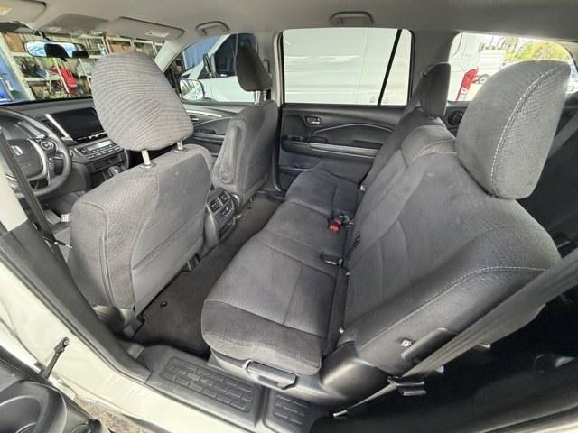 2017 White Honda Pilot (5FNYF6H39HB) with an 6 3.5 L engine, Automatic transmission, located at 27610 S Dixie Hwy, Homestead, FL, 33032, (305) 749-2348, 25.510241, -80.438301 - IIHS Top Safety Pick+. Only 96,081 Miles! Boasts 26 Highway MPG and 18 City MPG! This Honda Pilot boasts a Regular Unleaded V-6 3.5 L/212 engine powering this Automatic transmission. Wireless Phone Connectivity, Window Grid Antenna, Wheels: 18 Alloy.*This Honda Pilot Comes Equipped with These Option - Photo#11