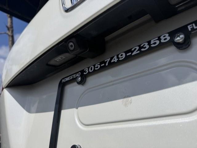 2017 White Honda Pilot (5FNYF6H39HB) with an 6 3.5 L engine, Automatic transmission, located at 27610 S Dixie Hwy, Homestead, FL, 33032, (305) 749-2348, 25.510241, -80.438301 - IIHS Top Safety Pick+. Only 96,081 Miles! Boasts 26 Highway MPG and 18 City MPG! This Honda Pilot boasts a Regular Unleaded V-6 3.5 L/212 engine powering this Automatic transmission. Wireless Phone Connectivity, Window Grid Antenna, Wheels: 18 Alloy.*This Honda Pilot Comes Equipped with These Option - Photo#17