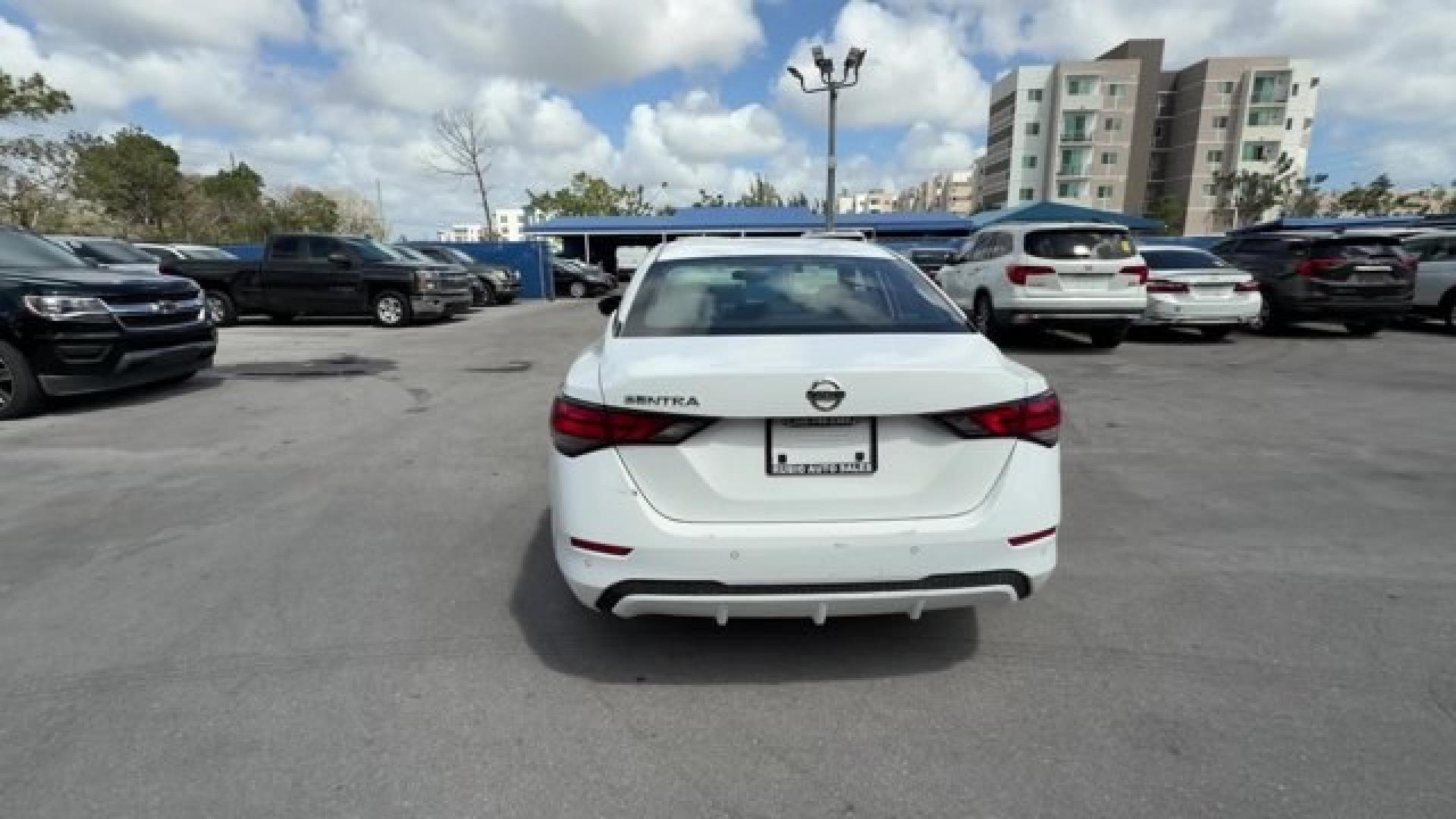 2020 Fresh Powder /Charcoal Nissan Sentra (3N1AB8BV1LY) with an 4 2.0 L engine, Variable transmission, located at 27610 S Dixie Hwy, Homestead, FL, 33032, (305) 749-2348, 25.510241, -80.438301 - Delivers 39 Highway MPG and 29 City MPG! This Nissan Sentra boasts a Regular Unleaded I-4 2.0 L/122 engine powering this Variable transmission. FRESH POWDER, CHARCOAL, CLOTH SEAT TRIM, [L92] CARPETED FLOOR MATS W/TRUNK MAT.* This Nissan Sentra Features the Following Options *Wireless Phone Connectiv - Photo#3