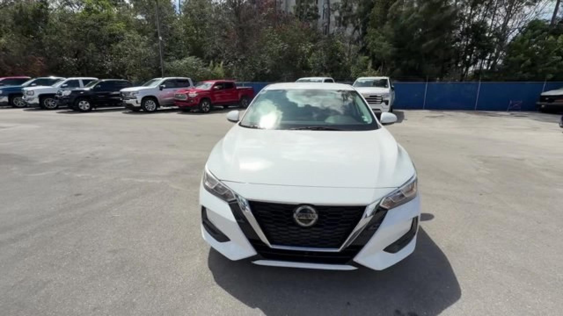 2020 Fresh Powder /Charcoal Nissan Sentra (3N1AB8BV1LY) with an 4 2.0 L engine, Variable transmission, located at 27610 S Dixie Hwy, Homestead, FL, 33032, (305) 749-2348, 25.510241, -80.438301 - Delivers 39 Highway MPG and 29 City MPG! This Nissan Sentra boasts a Regular Unleaded I-4 2.0 L/122 engine powering this Variable transmission. FRESH POWDER, CHARCOAL, CLOTH SEAT TRIM, [L92] CARPETED FLOOR MATS W/TRUNK MAT.* This Nissan Sentra Features the Following Options *Wireless Phone Connectiv - Photo#7