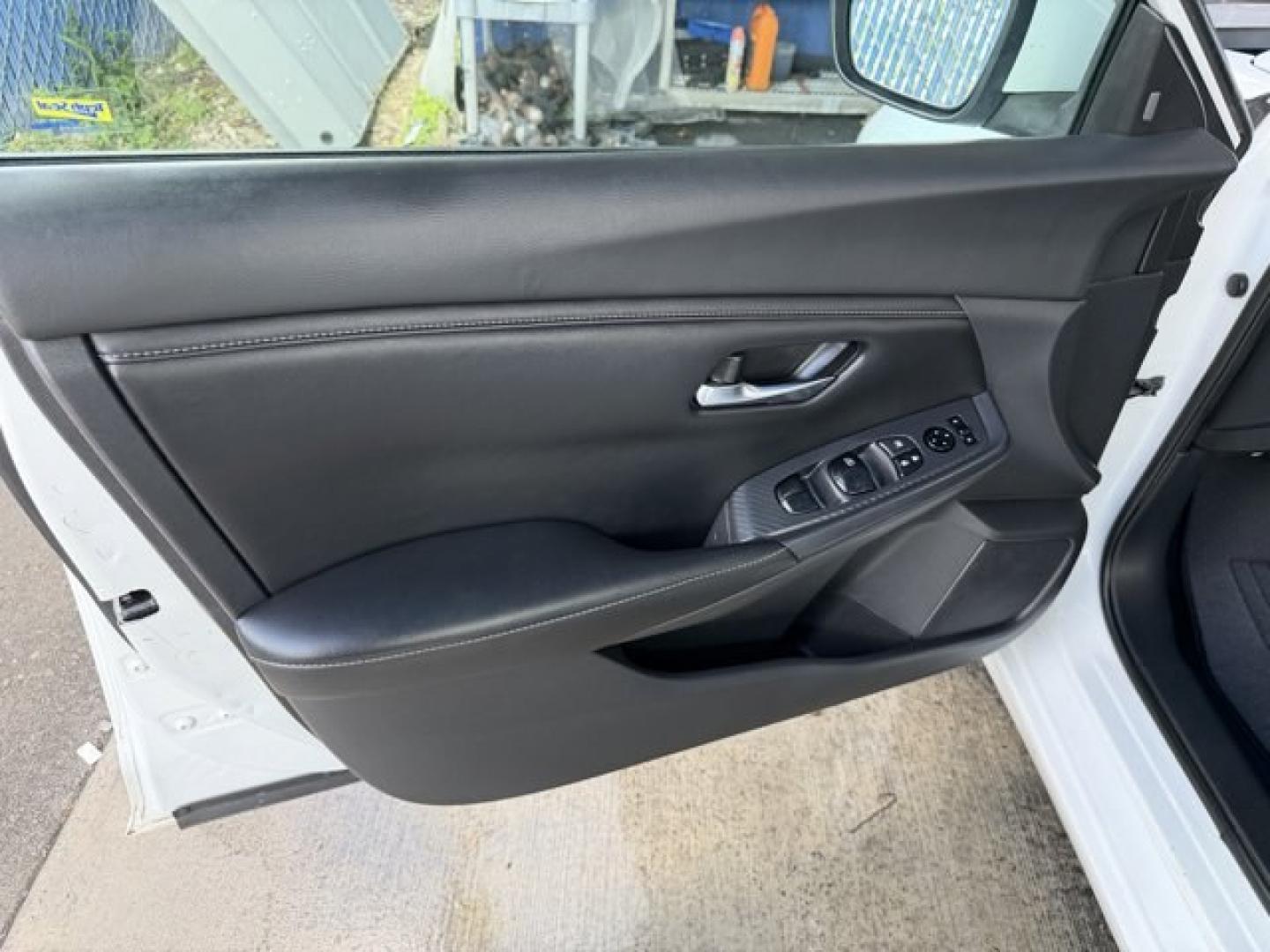 2020 Fresh Powder /Charcoal Nissan Sentra (3N1AB8BV1LY) with an 4 2.0 L engine, Variable transmission, located at 27610 S Dixie Hwy, Homestead, FL, 33032, (305) 749-2348, 25.510241, -80.438301 - Delivers 39 Highway MPG and 29 City MPG! This Nissan Sentra boasts a Regular Unleaded I-4 2.0 L/122 engine powering this Variable transmission. FRESH POWDER, CHARCOAL, CLOTH SEAT TRIM, [L92] CARPETED FLOOR MATS W/TRUNK MAT.* This Nissan Sentra Features the Following Options *Wireless Phone Connectiv - Photo#12