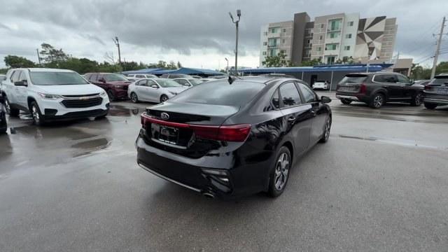 2019 Aurora Black /Gray Kia Forte (3KPF24AD1KE) with an 4 2.0 L engine, Variable transmission, located at 27610 S Dixie Hwy, Homestead, FL, 33032, (305) 749-2348, 25.510241, -80.438301 - KBB.com 10 Best Sedans Under $30,000. Scores 40 Highway MPG and 30 City MPG! This Kia Forte delivers a Regular Unleaded I-4 2.0 L/122 engine powering this Variable transmission. CARPETED FLOOR MATS, CARGO NET, AURORA BLACK.*This Kia Forte Comes Equipped with These Options *Woven Cloth Seat Trim, Wir - Photo#4