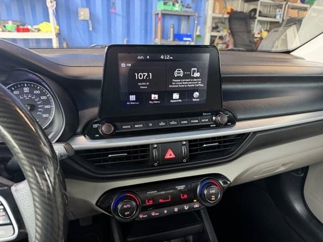 2019 Aurora Black /Gray Kia Forte (3KPF24AD1KE) with an 4 2.0 L engine, Variable transmission, located at 27610 S Dixie Hwy, Homestead, FL, 33032, (305) 749-2348, 25.510241, -80.438301 - KBB.com 10 Best Sedans Under $30,000. Scores 40 Highway MPG and 30 City MPG! This Kia Forte delivers a Regular Unleaded I-4 2.0 L/122 engine powering this Variable transmission. CARPETED FLOOR MATS, CARGO NET, AURORA BLACK.*This Kia Forte Comes Equipped with These Options *Woven Cloth Seat Trim, Wir - Photo#9