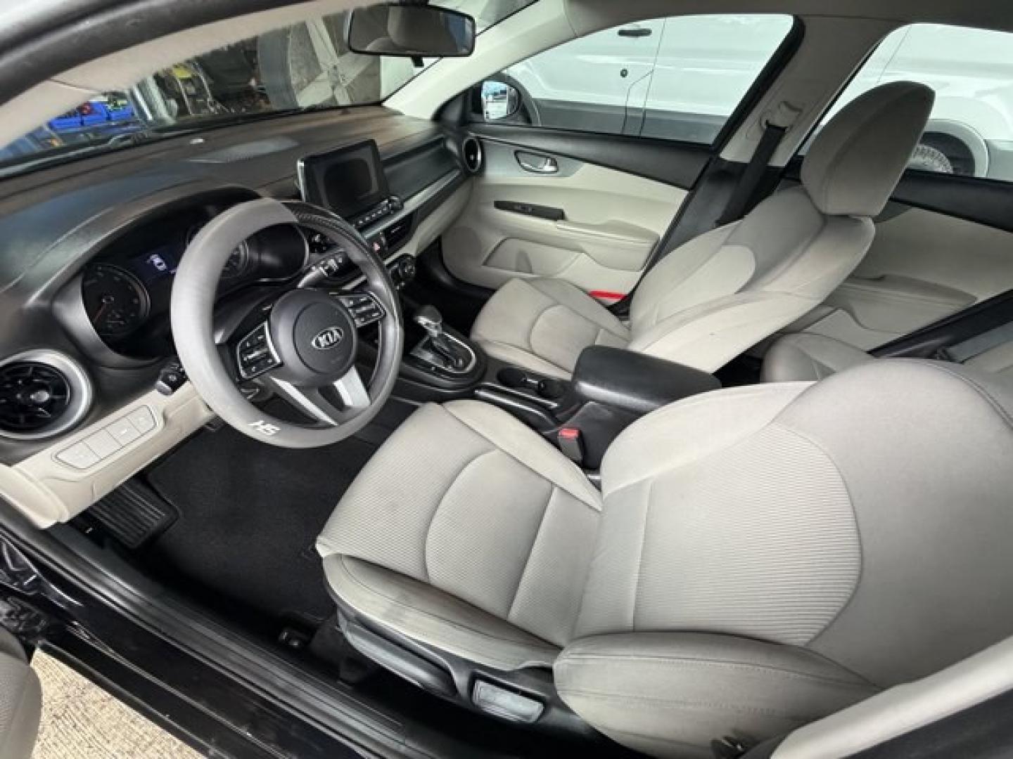 2019 Aurora Black /Gray Kia Forte (3KPF24AD1KE) with an 4 2.0 L engine, Variable transmission, located at 27610 S Dixie Hwy, Homestead, FL, 33032, (305) 749-2348, 25.510241, -80.438301 - KBB.com 10 Best Sedans Under $30,000. Scores 40 Highway MPG and 30 City MPG! This Kia Forte delivers a Regular Unleaded I-4 2.0 L/122 engine powering this Variable transmission. CARPETED FLOOR MATS, CARGO NET, AURORA BLACK.*This Kia Forte Comes Equipped with These Options *Woven Cloth Seat Trim, Wir- Photo#10