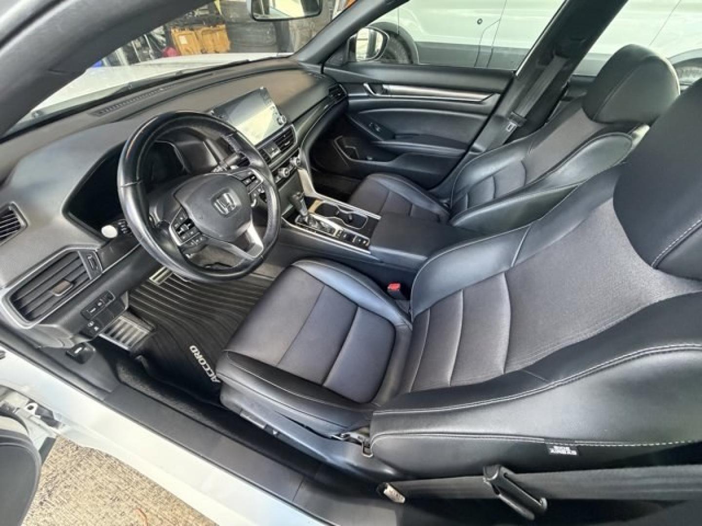 2022 White Honda Accord Sedan (1HGCV1F35NA) with an 4 1.5 L engine, Variable transmission, located at 27610 S Dixie Hwy, Homestead, FL, 33032, (305) 749-2348, 25.510241, -80.438301 - Boasts 35 Highway MPG and 29 City MPG! This Honda Accord Sedan boasts a Intercooled Turbo Regular Unleaded I-4 1.5 L/91 engine powering this Variable transmission. Wireless Phone Connectivity, Wheels: 19 Machine-Finished Alloy w/Black Inserts, Vehicle Stability Assist (VSA) Electronic Stability Cont - Photo#10
