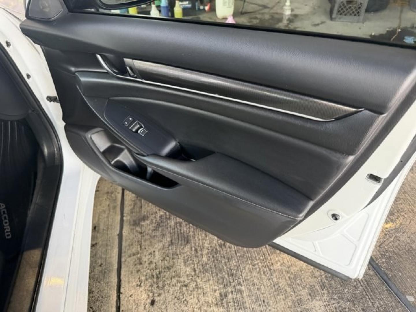 2022 White Honda Accord Sedan (1HGCV1F35NA) with an 4 1.5 L engine, Variable transmission, located at 27610 S Dixie Hwy, Homestead, FL, 33032, (305) 749-2348, 25.510241, -80.438301 - Boasts 35 Highway MPG and 29 City MPG! This Honda Accord Sedan boasts a Intercooled Turbo Regular Unleaded I-4 1.5 L/91 engine powering this Variable transmission. Wireless Phone Connectivity, Wheels: 19 Machine-Finished Alloy w/Black Inserts, Vehicle Stability Assist (VSA) Electronic Stability Cont - Photo#12