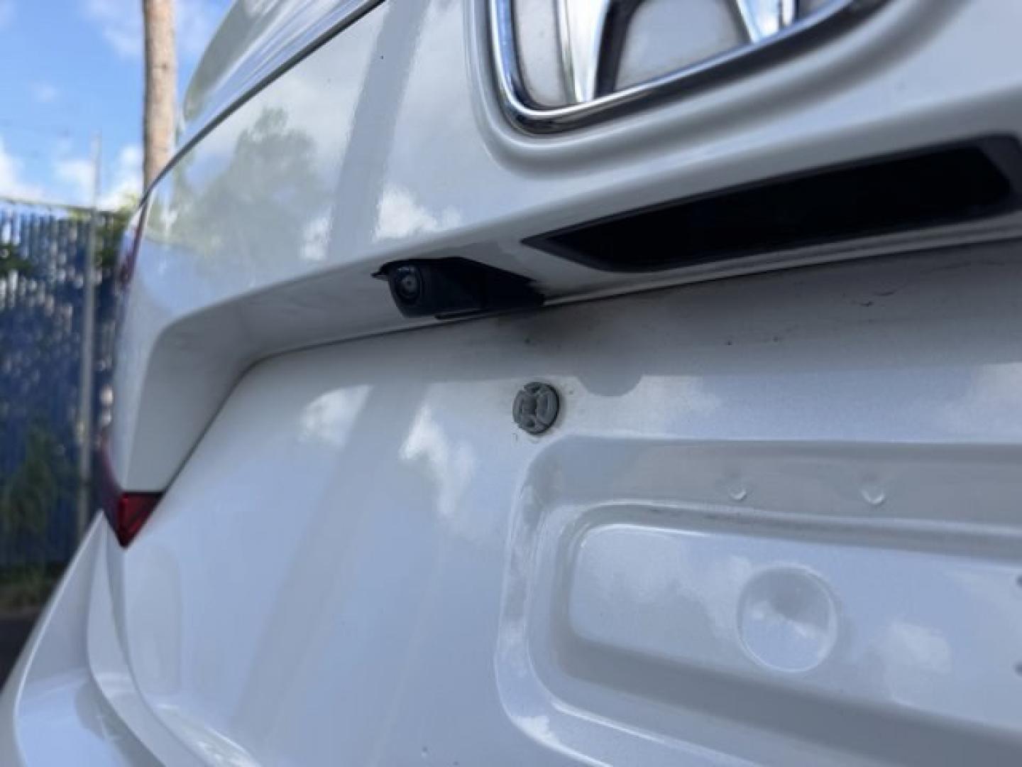 2022 White Honda Accord Sedan (1HGCV1F35NA) with an 4 1.5 L engine, Variable transmission, located at 27610 S Dixie Hwy, Homestead, FL, 33032, (305) 749-2348, 25.510241, -80.438301 - Boasts 35 Highway MPG and 29 City MPG! This Honda Accord Sedan boasts a Intercooled Turbo Regular Unleaded I-4 1.5 L/91 engine powering this Variable transmission. Wireless Phone Connectivity, Wheels: 19 Machine-Finished Alloy w/Black Inserts, Vehicle Stability Assist (VSA) Electronic Stability Cont - Photo#15