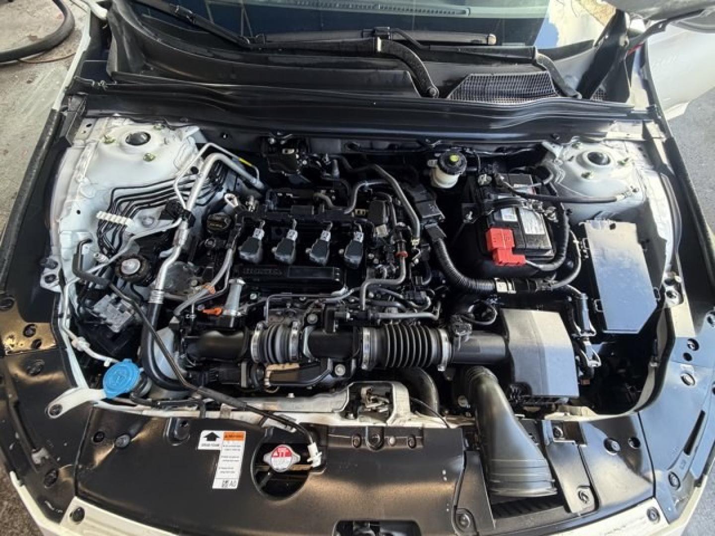 2022 White Honda Accord Sedan (1HGCV1F35NA) with an 4 1.5 L engine, Variable transmission, located at 27610 S Dixie Hwy, Homestead, FL, 33032, (305) 749-2348, 25.510241, -80.438301 - Boasts 35 Highway MPG and 29 City MPG! This Honda Accord Sedan boasts a Intercooled Turbo Regular Unleaded I-4 1.5 L/91 engine powering this Variable transmission. Wireless Phone Connectivity, Wheels: 19 Machine-Finished Alloy w/Black Inserts, Vehicle Stability Assist (VSA) Electronic Stability Cont - Photo#16