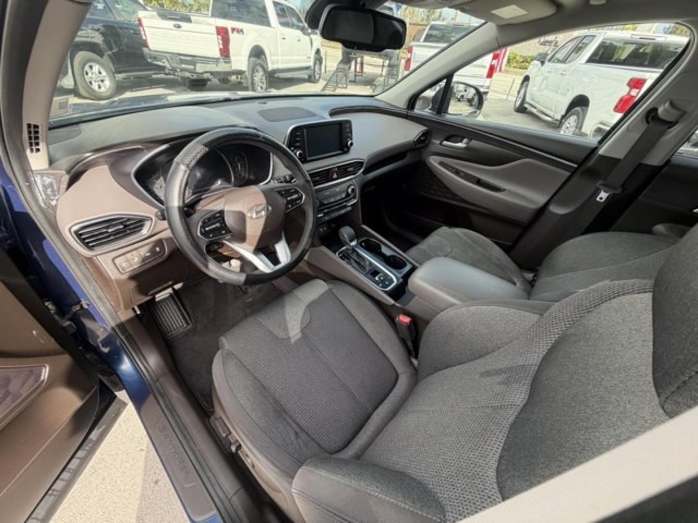 2020 Stormy Sea /Espresso/Gray Hyundai Santa Fe (5NMS33AD1LH) with an 4 2.4 L engine, Automatic transmission, located at 27610 S Dixie Hwy, Homestead, FL, 33032, (305) 749-2348, 25.510241, -80.438301 - Boasts 29 Highway MPG and 22 City MPG! This Hyundai Santa Fe boasts a Regular Unleaded I-4 2.4 L/144 engine powering this Automatic transmission. WHEEL LOCKS, OPTION GROUP 01 -inc: standard equipment, CARPETED FLOOR MATS.* This Hyundai Santa Fe Features the Following Options *BUMPER APPLIQUE, Wirele - Photo#4
