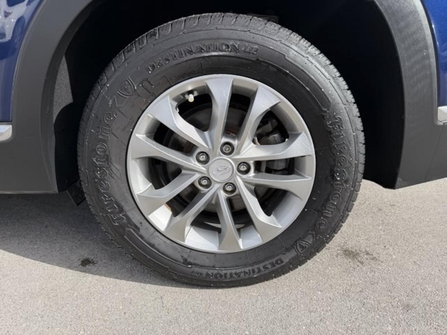 2020 Stormy Sea /Espresso/Gray Hyundai Santa Fe (5NMS33AD1LH) with an 4 2.4 L engine, Automatic transmission, located at 27610 S Dixie Hwy, Homestead, FL, 33032, (305) 749-2348, 25.510241, -80.438301 - Boasts 29 Highway MPG and 22 City MPG! This Hyundai Santa Fe boasts a Regular Unleaded I-4 2.4 L/144 engine powering this Automatic transmission. WHEEL LOCKS, OPTION GROUP 01 -inc: standard equipment, CARPETED FLOOR MATS.* This Hyundai Santa Fe Features the Following Options *BUMPER APPLIQUE, Wirele - Photo#9