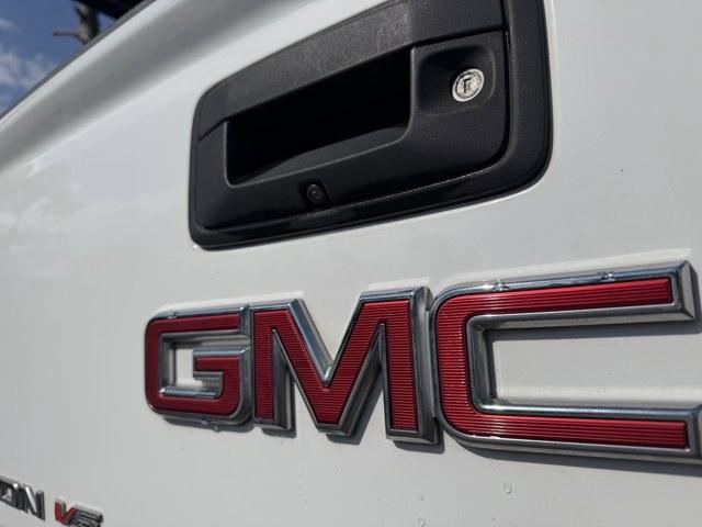 2018 Summit White /Jet Black GMC Canyon (1GTG5CEN5J1) with an 6 3.6L engine, Automatic transmission, located at 27610 S Dixie Hwy, Homestead, FL, 33032, (305) 749-2348, 25.510241, -80.438301 - Delivers 25 Highway MPG and 18 City MPG! This GMC Canyon boasts a Gas V6 3.6L/222 engine powering this Automatic transmission. WINDOW, REAR-SLIDING, MANUAL, WHEELS, 17 X 8 (43.2 CM X 20.3 CM) BLADE SILVER METALLIC CAST ALUMINUM (STD), WHEEL, SPARE, 16 X 7 (40.6 CM X 17.8 CM) STEEL.*This GMC Canyon C - Photo#16
