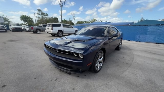 photo of 2015 Dodge Challenger 