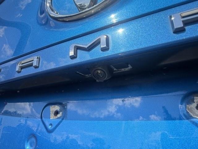 2018 Blue Toyota Camry (4T1B11HK1JU) with an 4 2.5 L engine, Automatic transmission, located at 27610 S Dixie Hwy, Homestead, FL, 33032, (305) 749-2348, 25.510241, -80.438301 - KBB.com Best Family Sedans. This Toyota Camry delivers a Regular Unleaded I-4 2.5 L/152 engine powering this Automatic transmission. Wireless Phone Connectivity, Window Grid Antenna, Variable Intermittent Wipers.* This Toyota Camry Features the Following Options *Valet Function, Trunk Rear Cargo Acc - Photo#15