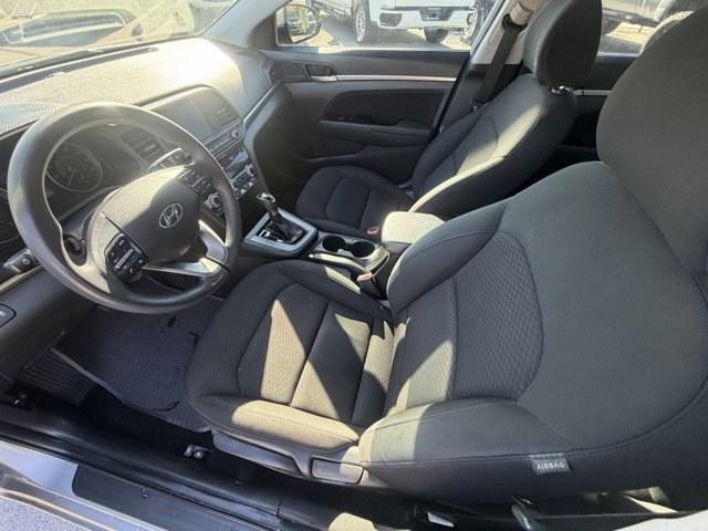 2020 Stellar Silver /Black Hyundai Elantra (KMHD84LF4LU) with an 4 2.0 L engine, Variable transmission, located at 27610 S Dixie Hwy, Homestead, FL, 33032, (305) 749-2348, 25.510241, -80.438301 - Delivers 40 Highway MPG and 30 City MPG! This Hyundai Elantra boasts a Regular Unleaded I-4 2.0 L/122 engine powering this Variable transmission. WHEEL LOCKS, STELLAR SILVER, REVERSIBLE CARGO TRAY.* This Hyundai Elantra Features the Following Options *REAR BUMPER APPLIQUE, OPTION GROUP 01 -inc: stan - Photo#11