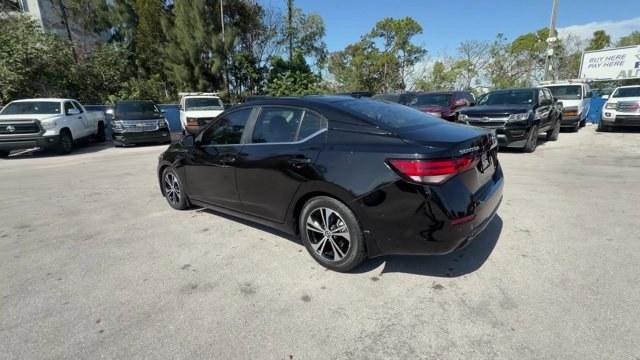 2020 Super Black /Charcoal Nissan Sentra (3N1AB8CV2LY) with an 4 2.0 L engine, Variable transmission, located at 27610 S Dixie Hwy, Homestead, FL, 33032, (305) 749-2348, 25.510241, -80.438301 - Delivers 39 Highway MPG and 29 City MPG! This Nissan Sentra delivers a Regular Unleaded I-4 2.0 L/122 engine powering this Variable transmission. SUPER BLACK, [L92] CARPETED FLOOR MATS W/TRUNK MAT, [B92] BODY COLORED SPLASH GUARDS (4-PIECE).*This Nissan Sentra Comes Equipped with These Options *Wire - Photo#2