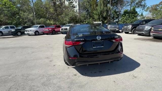 2020 Super Black /Charcoal Nissan Sentra (3N1AB8CV2LY) with an 4 2.0 L engine, Variable transmission, located at 27610 S Dixie Hwy, Homestead, FL, 33032, (305) 749-2348, 25.510241, -80.438301 - Delivers 39 Highway MPG and 29 City MPG! This Nissan Sentra delivers a Regular Unleaded I-4 2.0 L/122 engine powering this Variable transmission. SUPER BLACK, [L92] CARPETED FLOOR MATS W/TRUNK MAT, [B92] BODY COLORED SPLASH GUARDS (4-PIECE).*This Nissan Sentra Comes Equipped with These Options *Wire - Photo#3