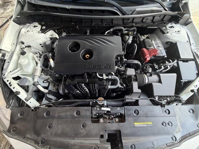 2019 Glacier White /Light Gray Nissan Altima (1N4BL4BV5KC) with an 4 2.5 L engine, Variable transmission, located at 27610 S Dixie Hwy, Homestead, FL, 33032, (305) 749-2348, 25.510241, -80.438301 - KBB.com 10 Best All-Wheel-Drive Vehicles Under $30,000. Delivers 39 Highway MPG and 28 City MPG! This Nissan Altima delivers a Regular Unleaded I-4 2.5 L/152 engine powering this Variable transmission. GLACIER WHITE, [L92] FLOOR MATS and TRUNK MAT, [B10] BODY-COLORED SPLASH GUARDS.*This Nissan Alt - Photo#15