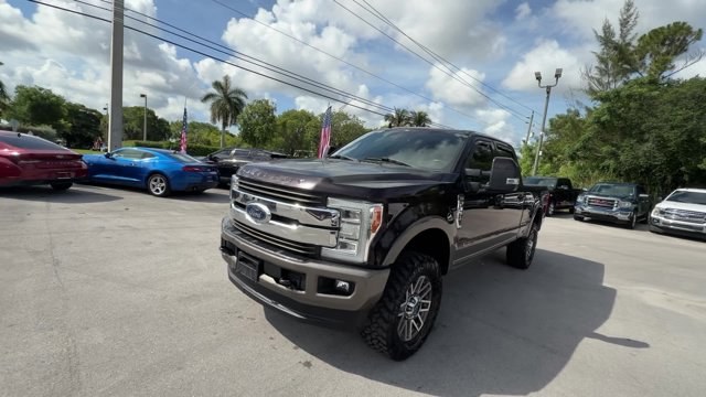 photo of 2019 Ford Super Duty F-350 SRW 