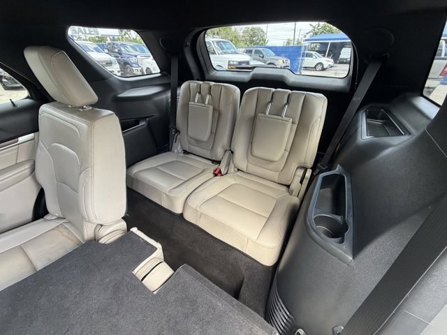 2018 Black Ford Explorer (1FM5K7F85JG) with an 6 3.5 L engine, Automatic transmission, located at 27610 S Dixie Hwy, Homestead, FL, 33032, (305) 749-2348, 25.510241, -80.438301 - KBB.com 10 Most Awarded Brands. Delivers 27 Highway MPG and 19 City MPG! This Ford Explorer delivers a Regular Unleaded V-6 3.5 L/213 engine powering this Automatic transmission. ENGINE: 3.5L TI-VCT V6, Wheels: 20 Premium Luster Nickel-Painted Aluminum, Voice Activated Dual Zone Front Automatic Air - Photo#14