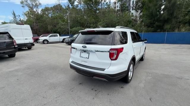 2019 White Ford Explorer (1FM5K7D83KG) with an 6 3.5 L engine, Automatic transmission, located at 27610 S Dixie Hwy, Homestead, FL, 33032, (305) 749-2348, 25.510241, -80.438301 - Boasts 24 Highway MPG and 17 City MPG! This Ford Explorer delivers a Regular Unleaded V-6 3.5 L/213 engine powering this Automatic transmission. ENGINE: 3.5L TI-VCT V6, Wheels: 18 5-Spoke Sparkle Silver-Painted Alum, Valet Function.* This Ford Explorer Features the Following Options *Trip Computer, - Photo#4