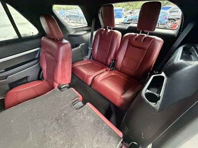 2019 White Ford Explorer (1FM5K7D83KG) with an 6 3.5 L engine, Automatic transmission, located at 27610 S Dixie Hwy, Homestead, FL, 33032, (305) 749-2348, 25.510241, -80.438301 - Boasts 24 Highway MPG and 17 City MPG! This Ford Explorer delivers a Regular Unleaded V-6 3.5 L/213 engine powering this Automatic transmission. ENGINE: 3.5L TI-VCT V6, Wheels: 18 5-Spoke Sparkle Silver-Painted Alum, Valet Function.* This Ford Explorer Features the Following Options *Trip Computer, - Photo#11